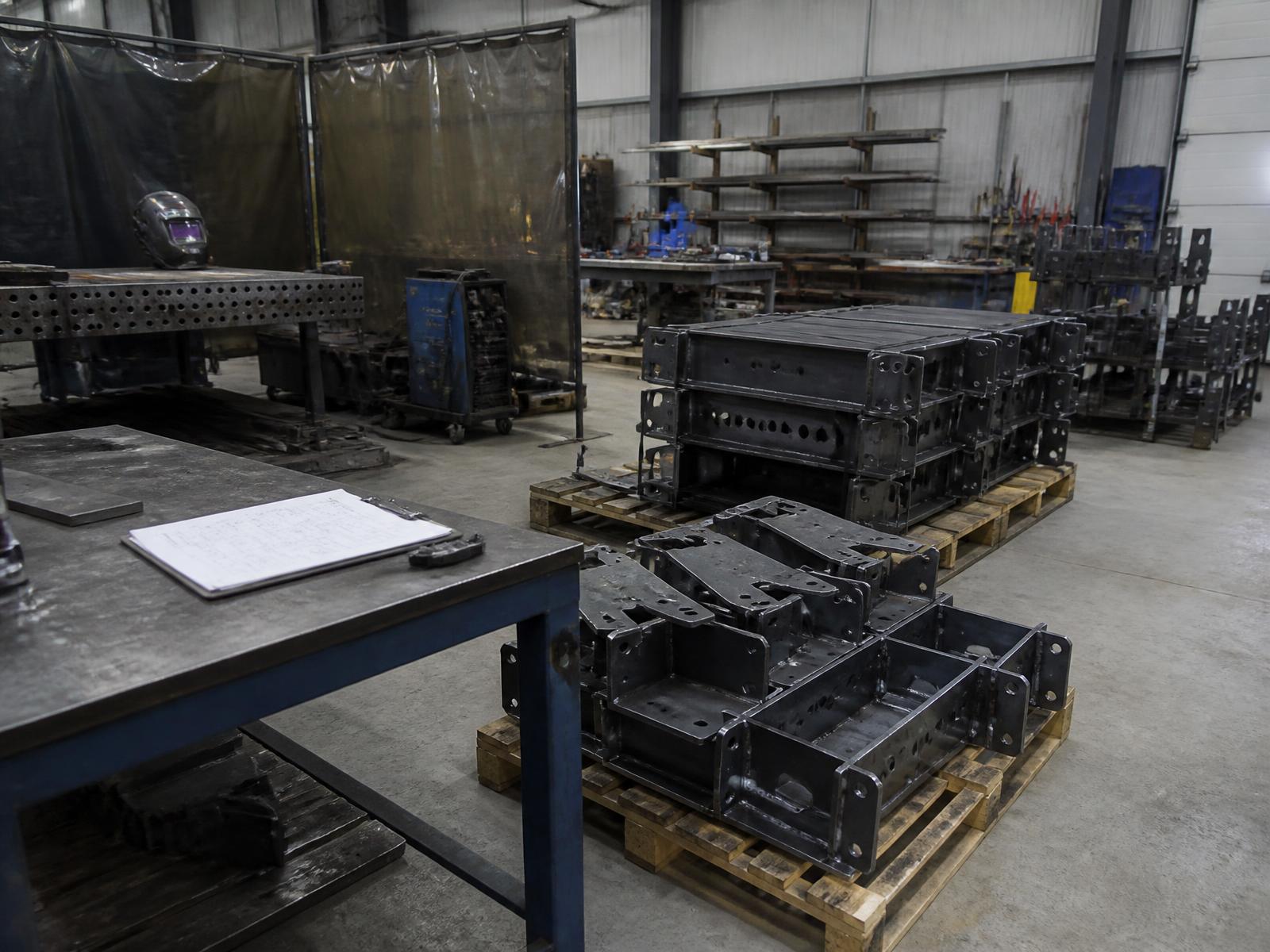 Contract manufacturing and steel subcontracting